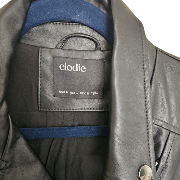 Elodie Classic Black Jacket - Picture 5 of 6